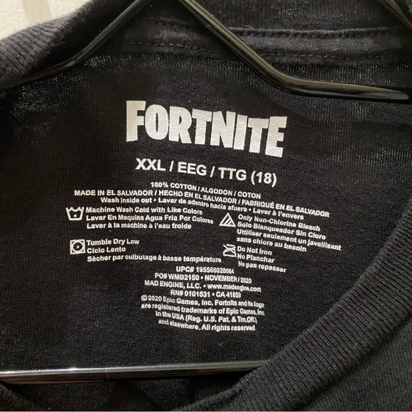 NWOT Black Fortnite Graphic Short Sleeve Crewneck Gamer T-Shirt Child’s XXL - Picture 5 of 5